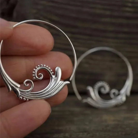 Stylish hoop earrings with a fun wave design for women