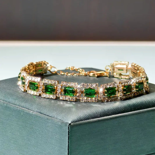 Glamorous bracelet with emerald-green cubic zirconia and sparkling crystals