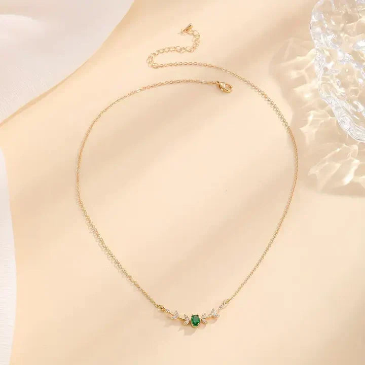 Delicate Necklace with Emerald Green Stone and Rhinestone Leaves