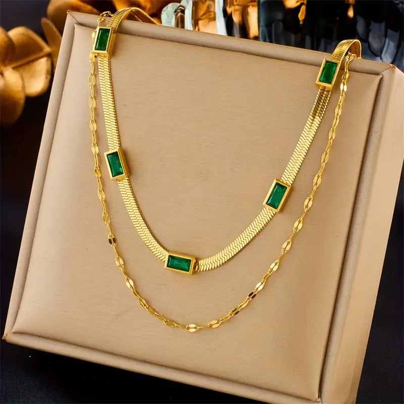 Retro Necklace with Emerald Green Rectangles in Double Row