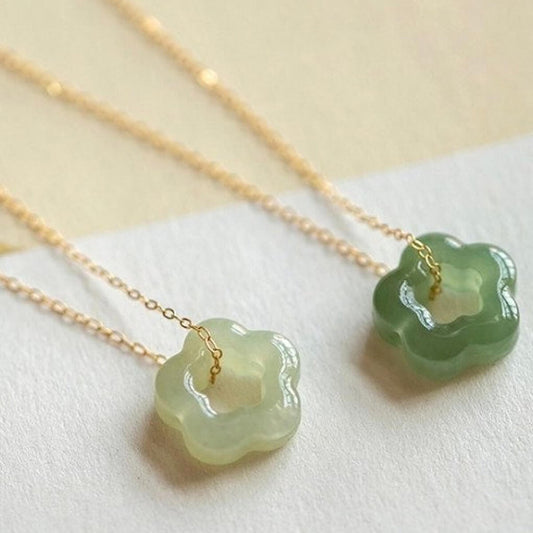 Elegant Women's Necklace with Jade Flower Pendant