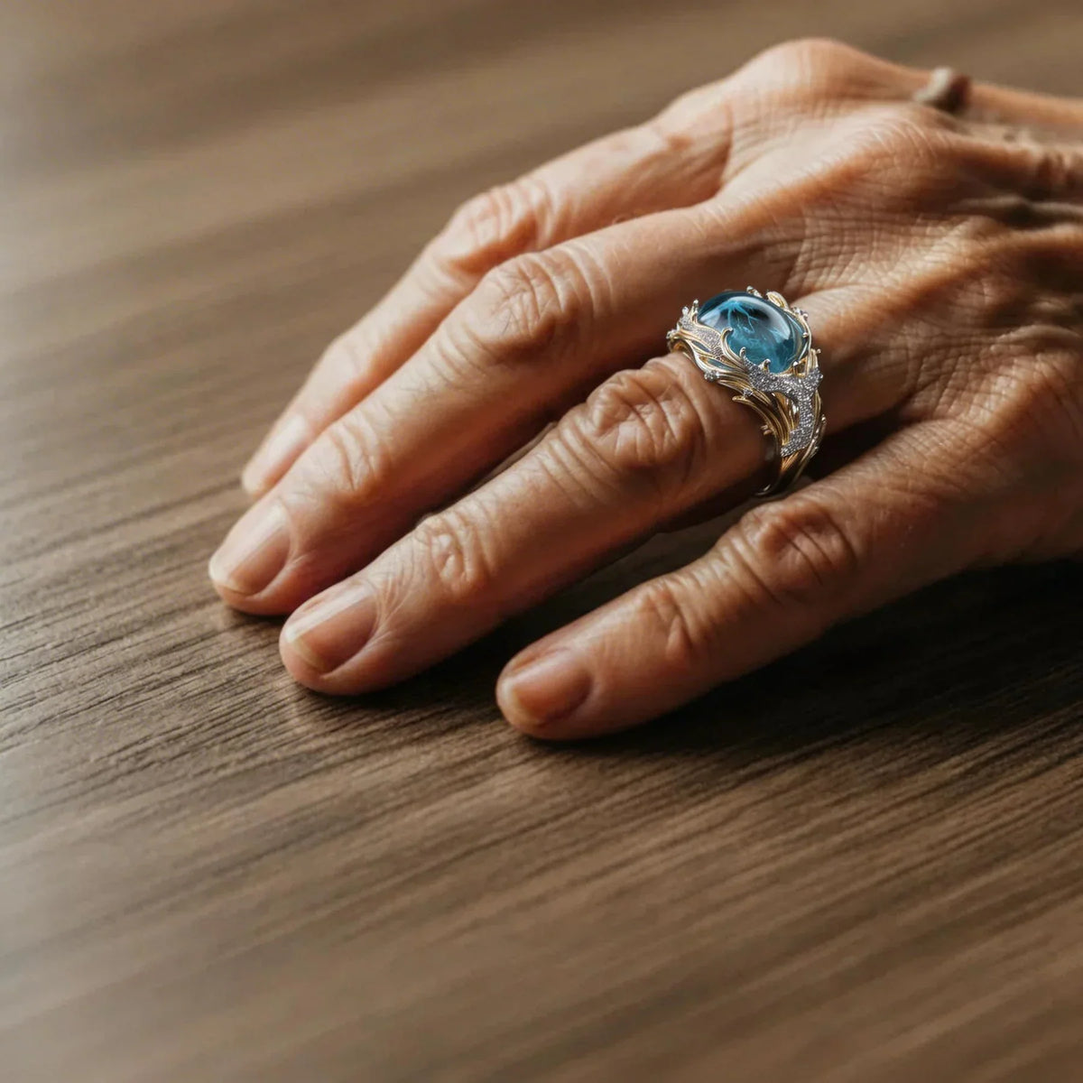 Vintage Gold Moonstone Ring – Timeless Elegance