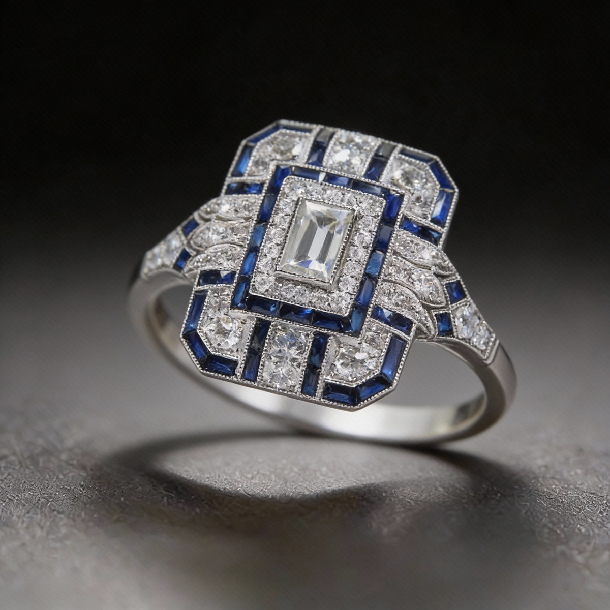 Vintage Ring with Blue Sparkle