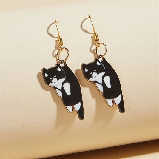 Cute Cartoon Cat Earrings with Fun Dangle Design