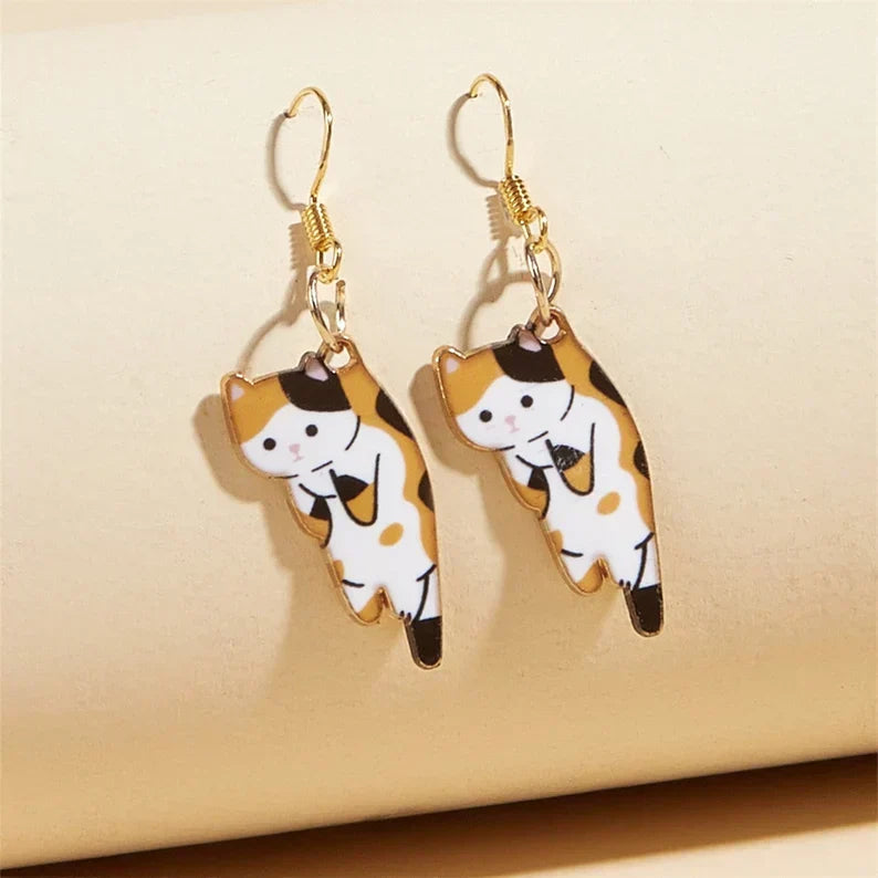 Cute Cartoon Cat Earrings with Fun Dangle Design