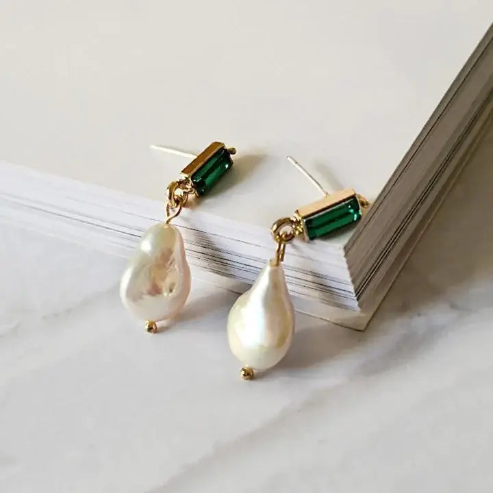 Modern baroque pearl earrings with emerald-green rectangular pendants