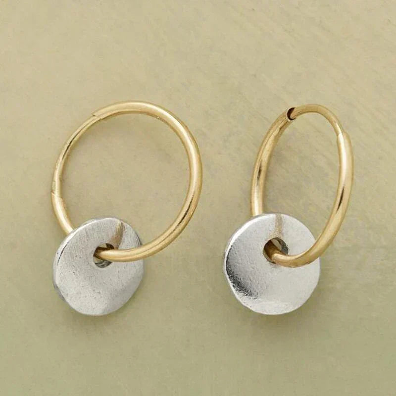 Hoop earrings with casual, frosted disc-shaped pendants