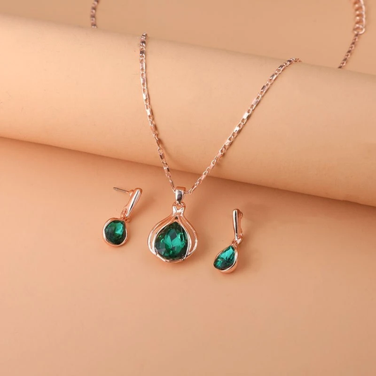 Elegant Onion-Design Necklace and Earring Set with Green Crystal