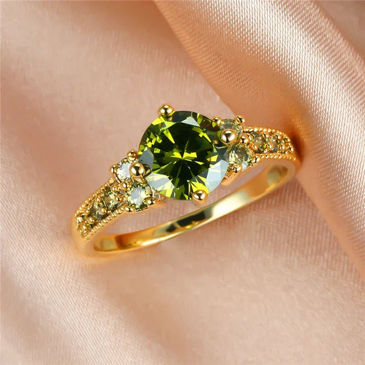 Elegant Ring with Olive Green Crystal