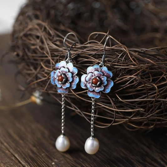 Vintage flower-shaped enamelled earrings with freshwater pearls and coral