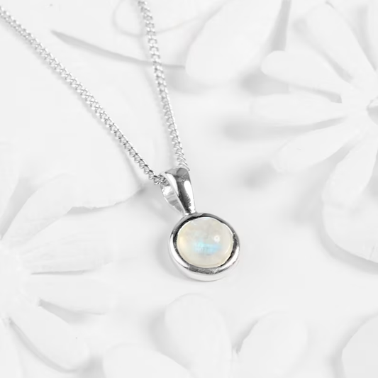 Sparkling Moonstone Necklace with Filigree Setting for Special Shine