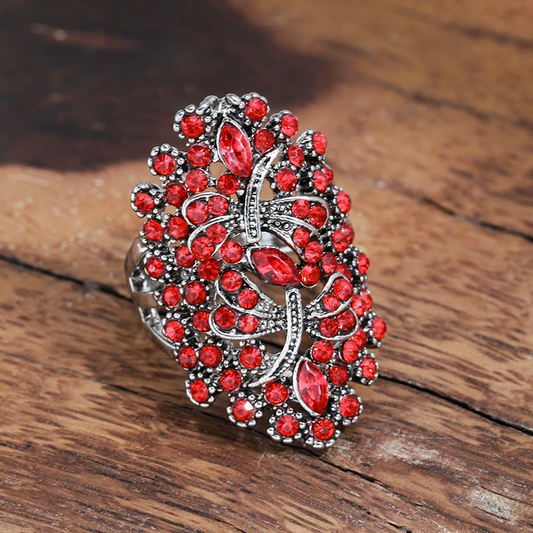 Elegant Ring with Red Crystal