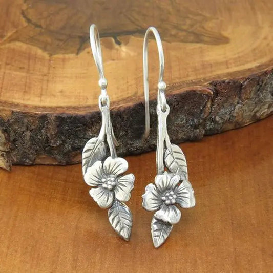 Vintage floral earrings with a leaf design for women