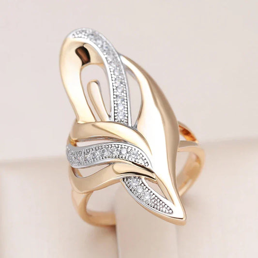 Elegant Ring with Pointed Design