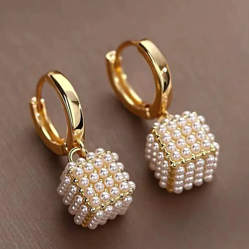 Elegant Cube Earrings with Delicate Pearls for a Sophisticated Look