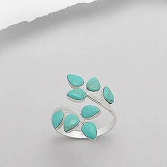Vintage Two-Tone Ring with Pearls