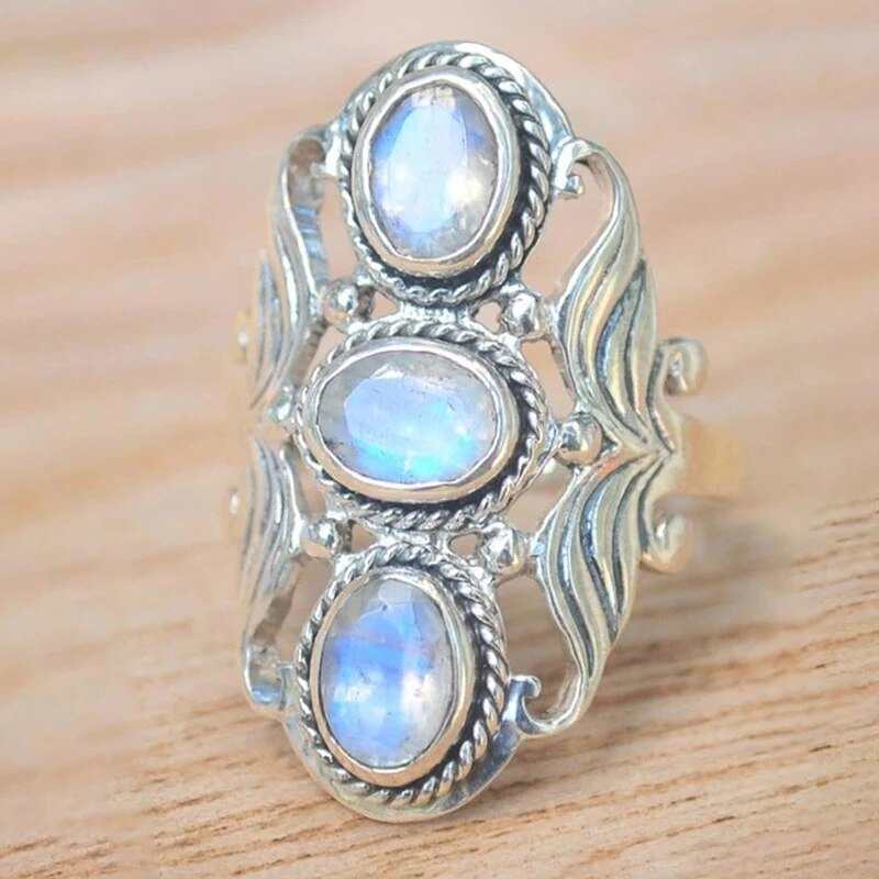 Zofia Ring with Moonstone