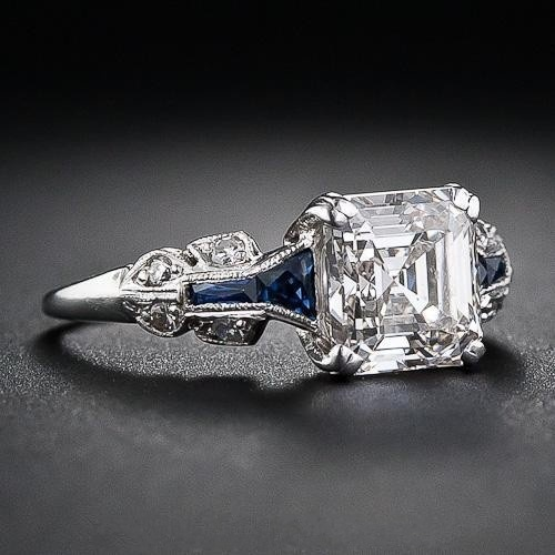 Vintage Ring with Blue Zirconia