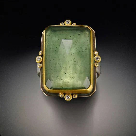 Vintage Ring with Zirconia and Gold Plating
