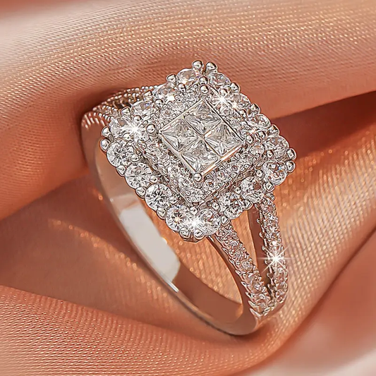 Shiny Silver Ring with Cube Pattern