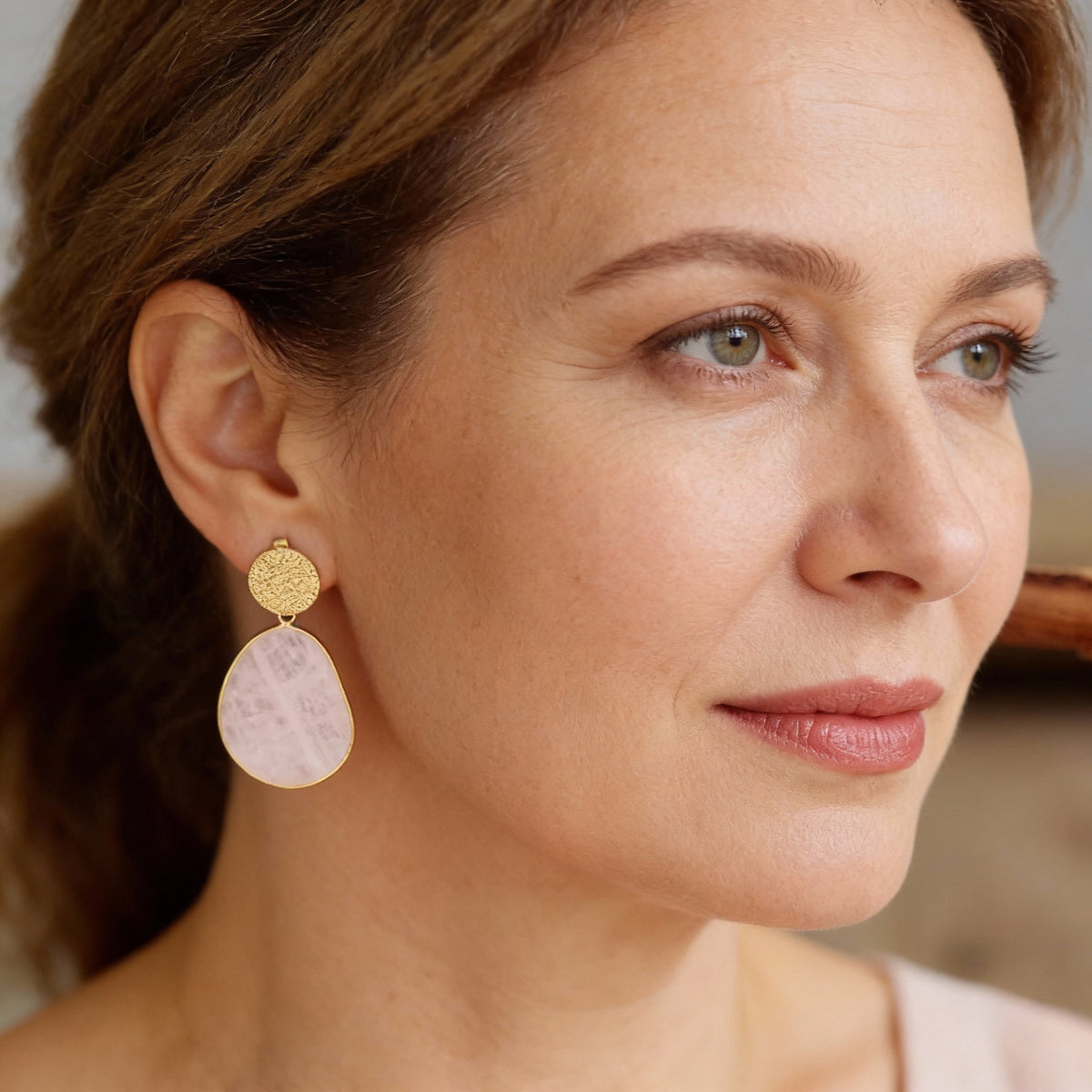 Elegant Rose Quartz Earrings with Structured Pendant