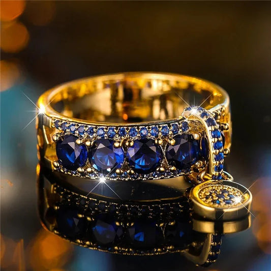 Antique Luxury Ring with Sapphires and Gold Plating