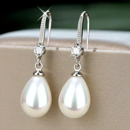 Elegant Freshwater Pearl Dangle Earrings with Sparkling Cubic Zirconia Details
